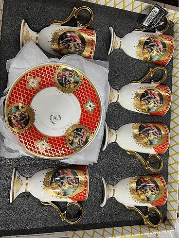 Karaca Fincan takımı