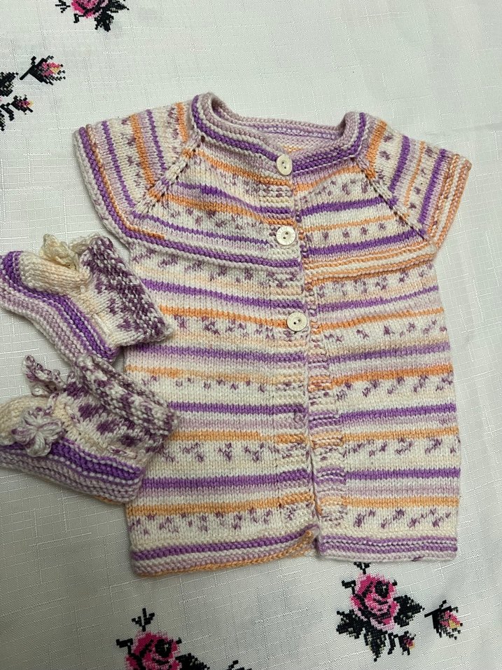 Kız Çocuk Çok Renkli Örgü Yelek - Görsel 4