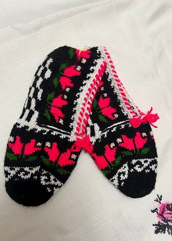 Nakışlı Örgü Kadın Terlikleri - Görsel 6