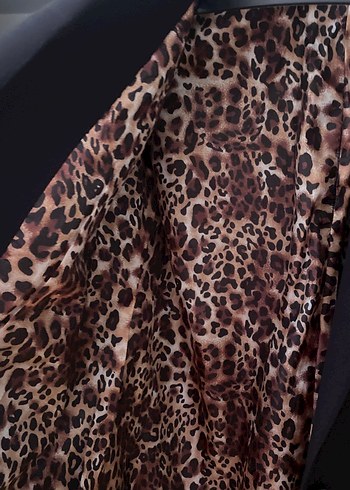 Trendyol & Milla Leopar Astarlı Siyah Kadın Uzun Blazer