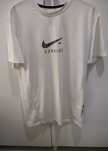 Beyaz Baskılı Koşu Spor Tişörtü - Görsel 2