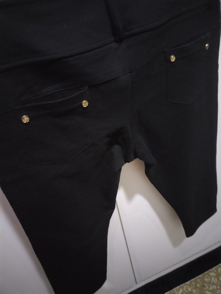 Siyah Süet Mini Kısa Paça Kadın Pantolon - Görsel 4