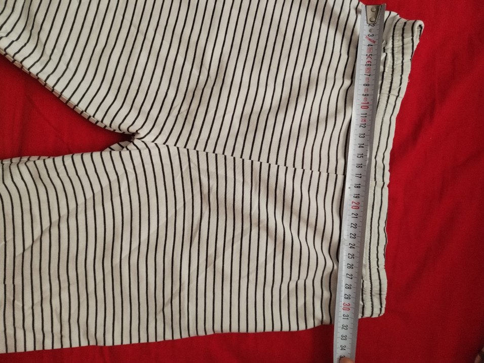 Çizgili Beyaz Mini Şort - Görsel 3