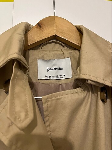 Stradivarius Kısa Trençkot