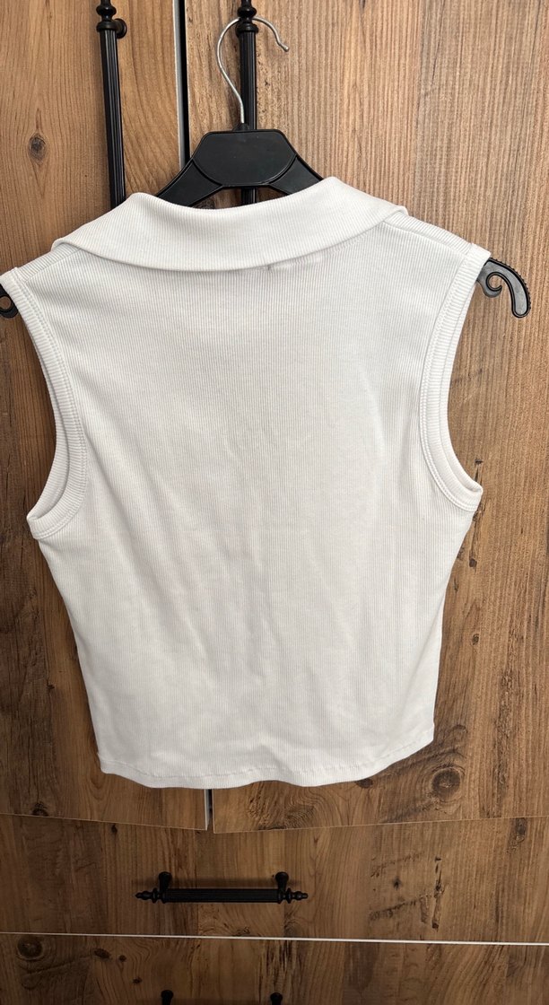 Gri V Yaka Kolsuz Kadın Yelek - Görsel 4