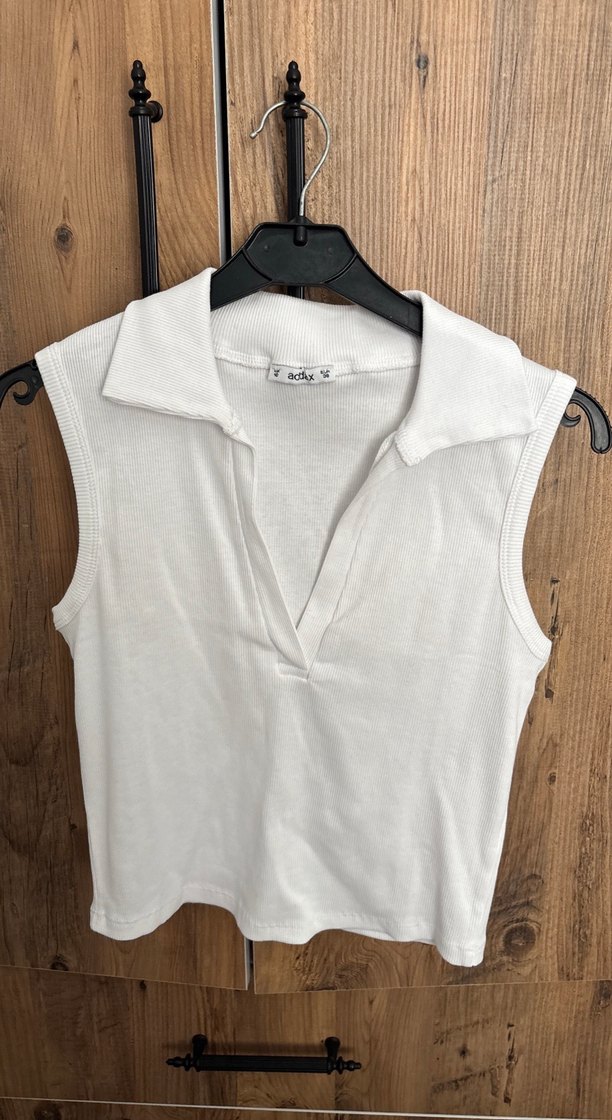 Gri V Yaka Kolsuz Kadın Yelek - Görsel 3