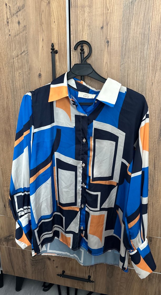 Kadın Lacivert Desenli Düğmeli Gömlek - Görsel 2