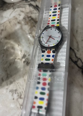 Çok Renkli Kayışlı Kadın Saat - Görsel 3