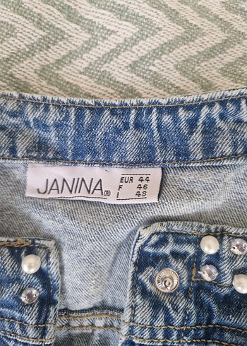 44 Beden İnci Detaylı Kadın Denim Ceket
