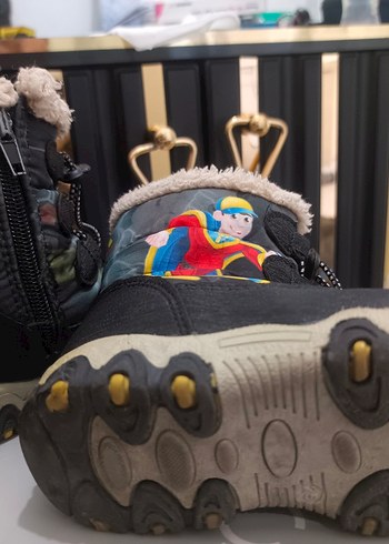 25 Beden gri Renk Jump Erkek Çocuk Superman Baskılı Kaydırmaz Bot