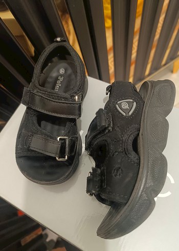 Polaris Polaris Erkek Çocuk Siyah Cırt cırtlı sandalet