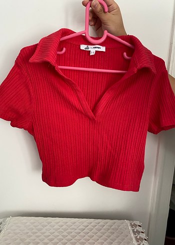 Kırmızı V Yaka Kısa Kollu Crop Top