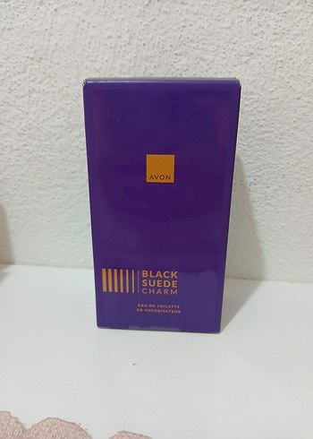 Avon Black Suede Charm Erkek Parfümü 100 ml