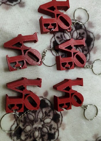 Püsküllü Kırmızı LOVE Anahtarlık - Görsel 3