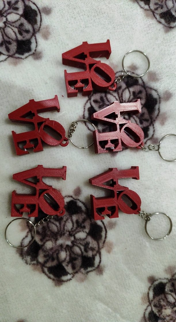 Püsküllü Kırmızı LOVE Anahtarlık - Görsel 2