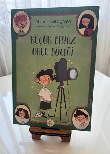 Küçük Beyaz Uğur Böceği - Ahmet Şerif İzgören