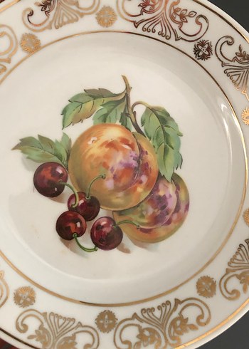 Altın Detaylı Meyve Desenli Porselen Tabak - Görsel 2