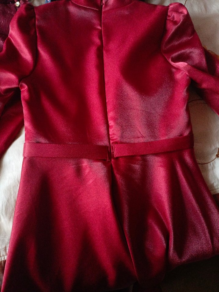 Uzun Kollu Kırmızı İşlemeli Abiye Elbise - Görsel 4