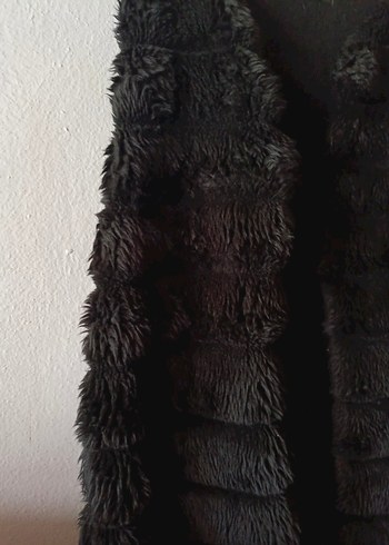 Siyah Kürklü Kadın Yelek - Görsel 3