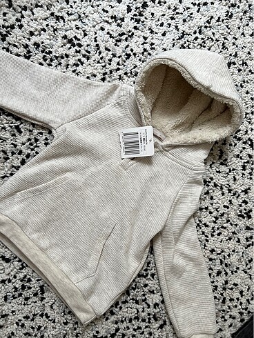 Erkek çocuk kapüşonlu sweatshirt