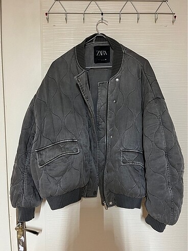 m Beden gri Renk Zara Dolgulu Gri Bomber Ceket