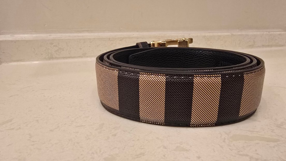 İTHAL BURRBERY OTOMATİK MEKANİZMALI KEMER - Görsel 3