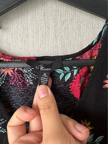 Mavi Jeans Mavi çiçekli elbise