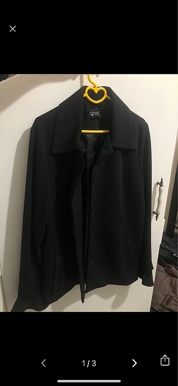 Kolları fırfırlı ghisa blazer