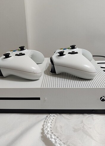 Xbox One S