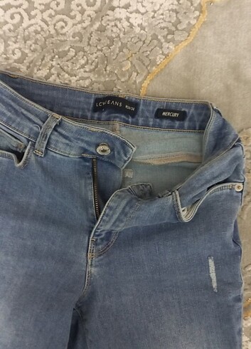  Kot Jean