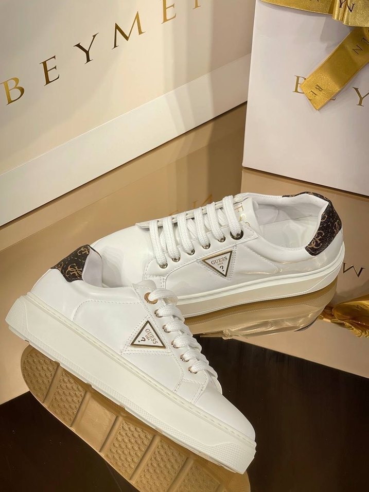 Guess Spor Ayakkabı - Görsel 3