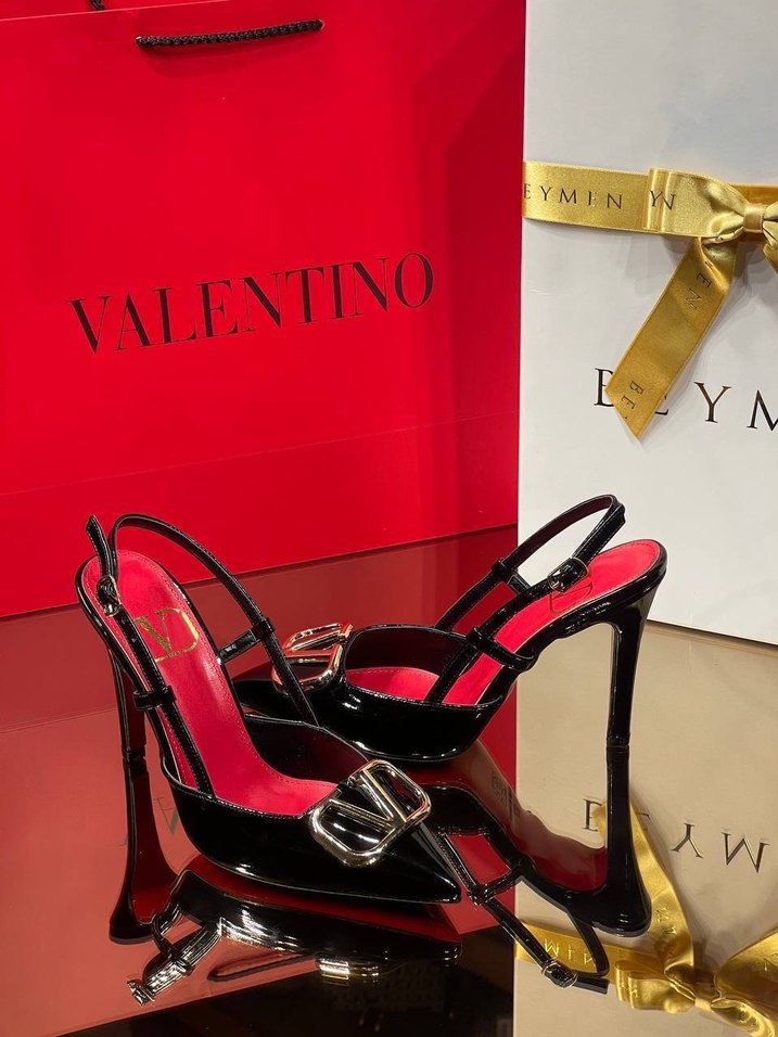 Valentino Topuklu Ayakkabı - Görsel 3