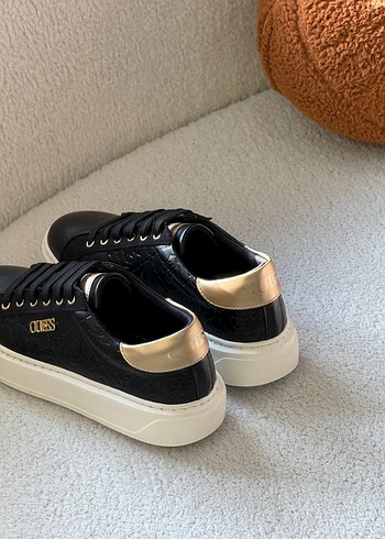 Guess Spor Ayakkabı - Görsel 5