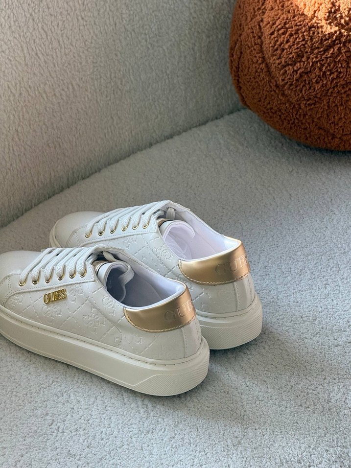 Guess Spor Ayakkabı - Görsel 5