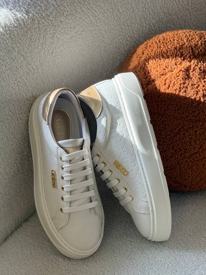 Guess Spor Ayakkabı - Görsel 4