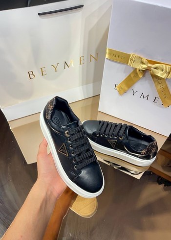 Guess Spor Ayakkabı - Görsel 5