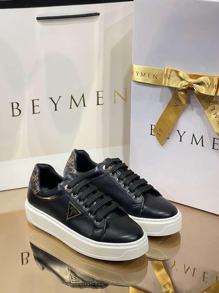 Guess Spor Ayakkabı - Görsel 3