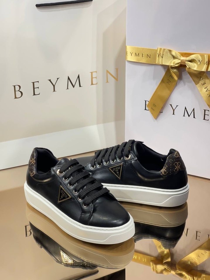 Guess Spor Ayakkabı - Görsel 4