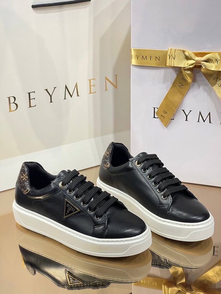 Guess Spor Ayakkabı - Görsel 2