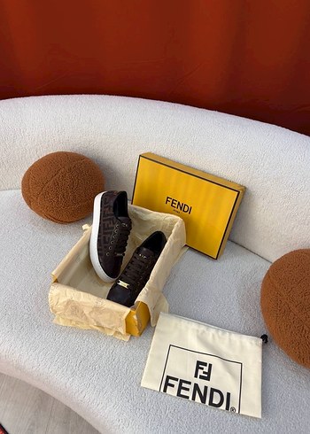 Fendi Spor Ayakkabı - Görsel 5