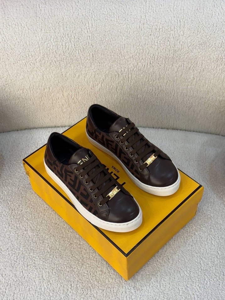 Fendi Spor Ayakkabı - Görsel 3