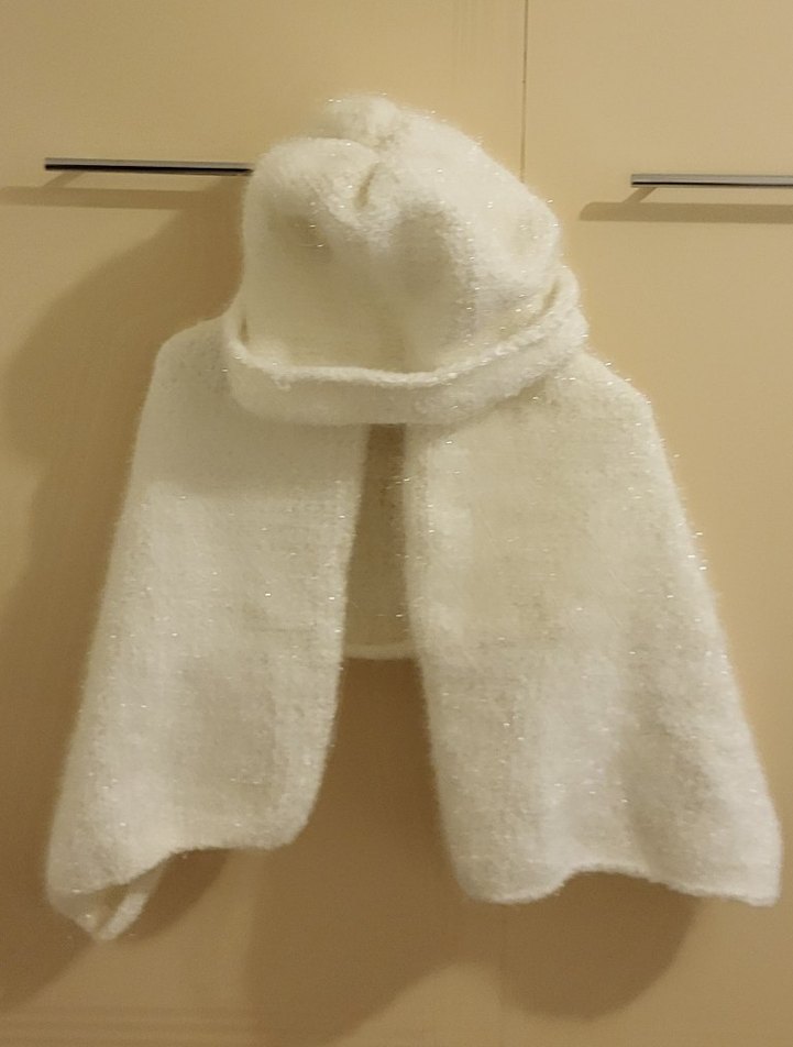 Beyaz Örgü  Bere ve Atkı Seti el örgü - Görsel 2