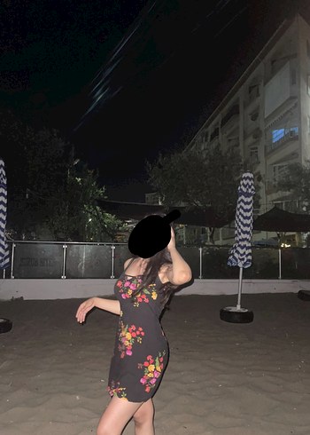 36 Beden Siyah Çiçek Desenli Mini Elbise