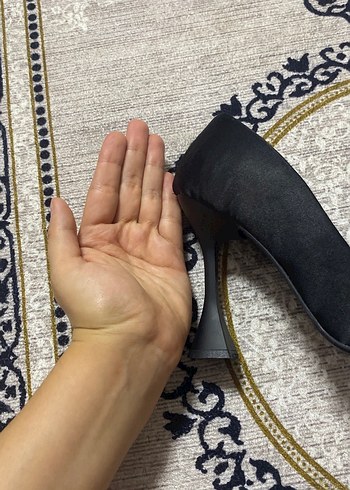 38 Beden siyah Renk Siyah Parlak Yılan Desenli Taşlı Stiletto