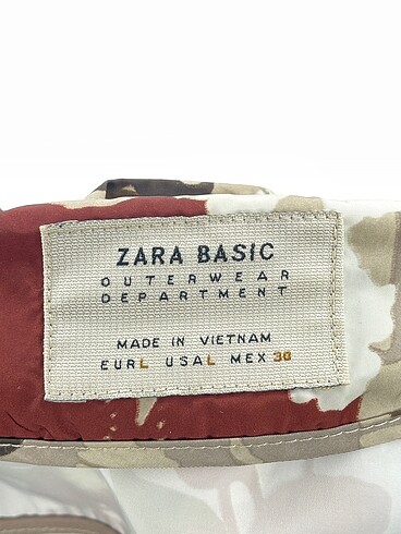l Beden çeşitli Renk Zara Yağmurluk %70 İndirimli.