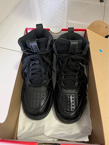 Nike Court Borough Mid Siyah Bilekli Spor Ayakkabı