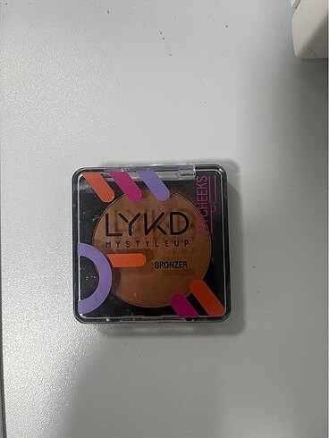 Lykd Bronzer