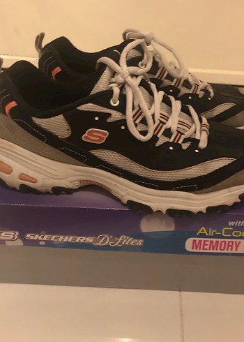 Skechers 40