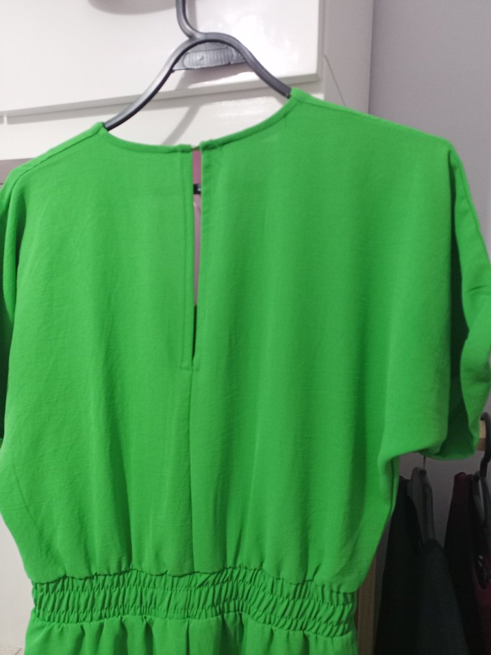 Yeşil V Yaka Midi Kadın Tulum - Görsel 3