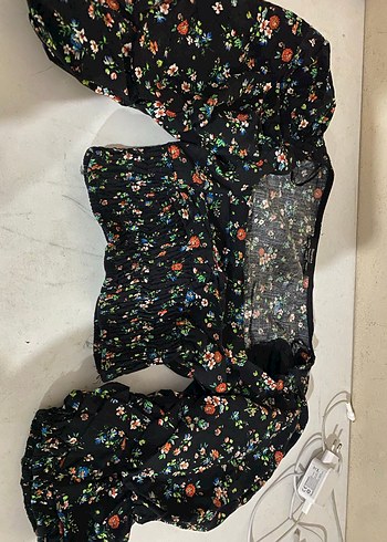 Bershka Çiçek Desenli Uzun Kollu Kadın Bluz